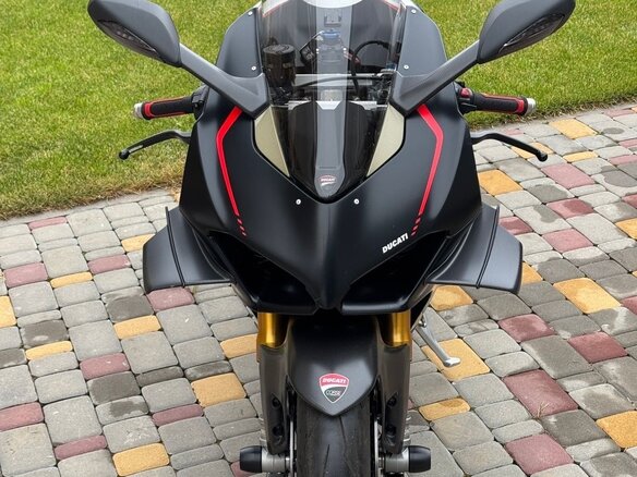 2021 Ducati Panigale V4, чёрный, 2550000 рублей - вид 2
