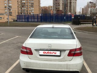2010 Mercedes-Benz E-Класс 200 5G-Tronic IV (W212, S212, C207), белый, 1290000 рублей, вид 3
