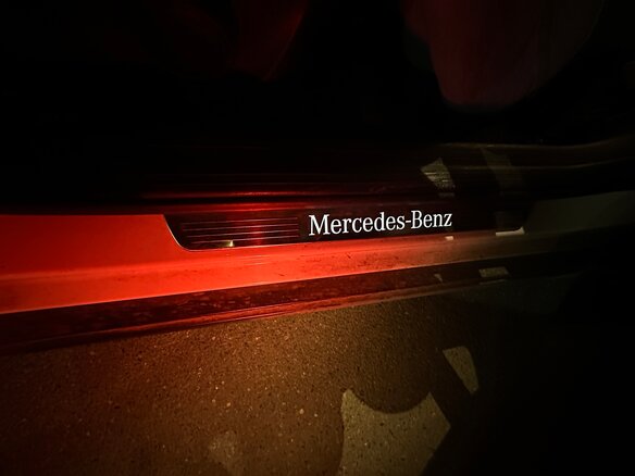 2017 Mercedes-Benz GLA 180 I (X156) Рестайлинг, белый, 1880000 рублей - вид 17