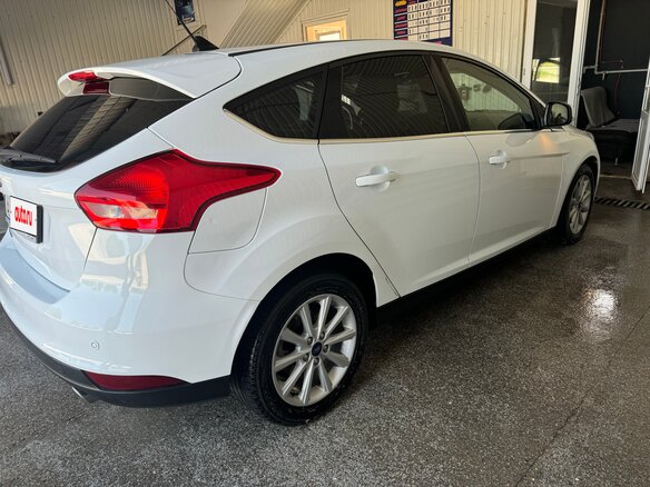 2019 Ford Focus III Рестайлинг, белый, 1850000 рублей - вид 4