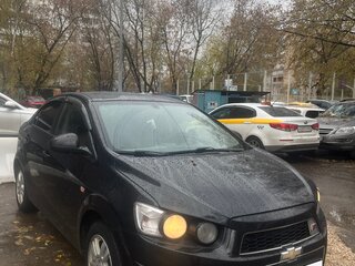 2014 Chevrolet Aveo II, чёрный, 770000 рублей, вид 2
