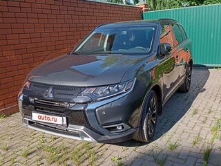2021 Mitsubishi Outlander III Рестайлинг 3, серый, 3999000 рублей, вид 1