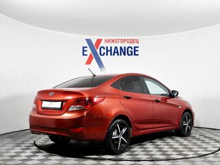 2014 Hyundai Solaris I, красный, 738000 рублей, вид 4