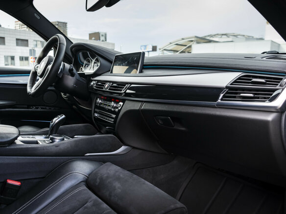 2018 BMW X6 30d II (F16), чёрный, 3600000 рублей - вид 14
