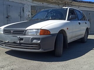 2000 Mitsubishi Libero I Рестайлинг, белый, 260000 рублей, вид 1