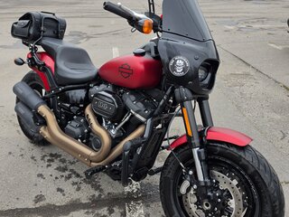 2019 Harley-Davidson Fat Bob, красный, 2500000 рублей, вид 1