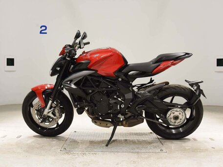 2020 MV Agusta Brutale 800, красный, 699361 рублей, вид 2