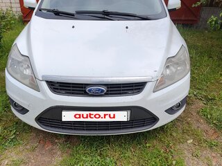 2010 Ford Focus II Рестайлинг, белый, 430000 рублей, вид 2