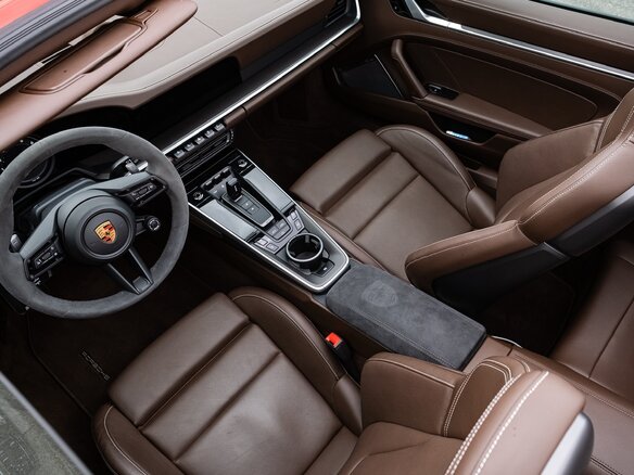 2019 Porsche 911 Carrera 4S VIII (992), красный - вид 17