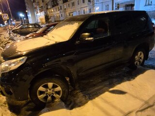 2014 Toyota Land Cruiser Prado 150 Series Рестайлинг 1, чёрный, 3500000 рублей, вид 1