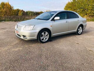 2004 Toyota Avensis II, серебристый, 730000 рублей, вид 1