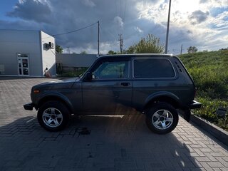 2017 Lada (ВАЗ) 2121 (4x4) Urban I Рестайлинг, серый, 649000 рублей, вид 2