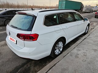 2020 Volkswagen Passat B8 Рестайлинг, белый, 2850000 рублей, вид 4
