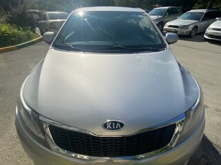 2012 Kia Rio 4-speed III, серебристый, 749999 рублей, вид 1