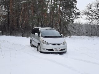 2002 Toyota Estima II, серебристый, 700000 рублей, вид 2