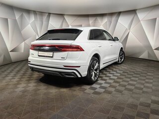 2020 Audi Q8 45 TDI I (4M), белый, 5860000 рублей, вид 2