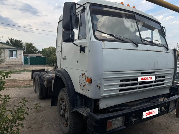 1992 КамАЗ 54115, серый, 850000 рублей - вид 2