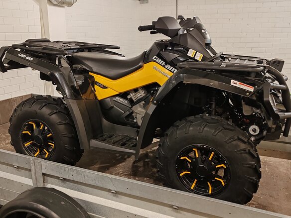 2010 BRP Can-Am Outlander 650, чёрный, 985000 рублей - вид 4