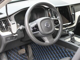 2020 Volvo XC60 II, серый, 4850000 рублей, вид 5