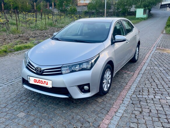 2013 Toyota Corolla XI (E160, E170, E180), серый, 1180000 рублей