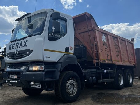 2011 Renault Kerax, белый, 4000000 рублей, вид 2