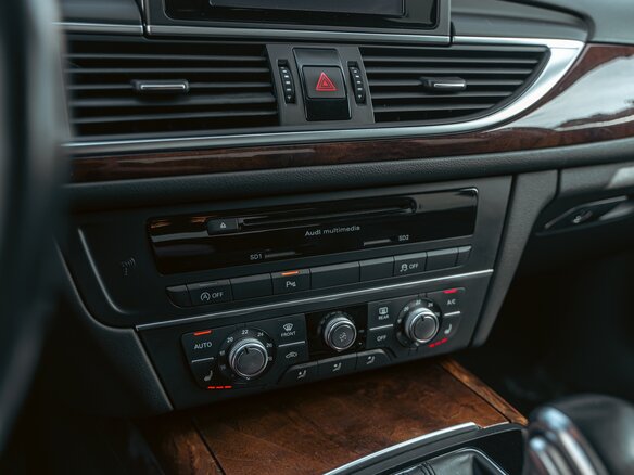 2014 Audi A6 IV (C7), чёрный, 1510000 рублей - вид 22