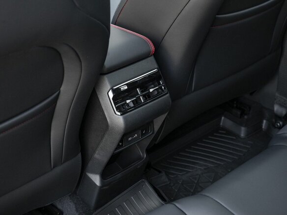 2026 Geely Coolray I Рестайлинг 2, фиолетовый, 3139190 рублей - вид 9