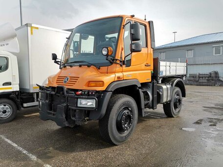 2015 Mercedes-Benz Unimog, оранжевый, 12490000 рублей, вид 3