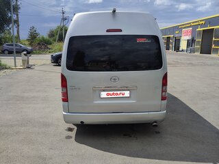 2008 Toyota HiAce H200, серебристый, 2000000 рублей, вид 5