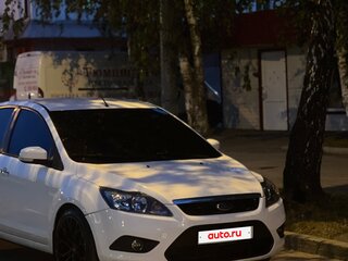 2011 Ford Focus II Рестайлинг, белый, 600000 рублей, вид 4