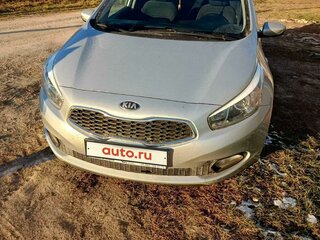 2014 Kia Ceed II, серебристый, 1150000 рублей, вид 3