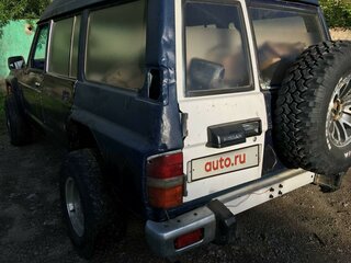 1993 Nissan Patrol IV (Y60), синий, 800000 рублей, вид 5