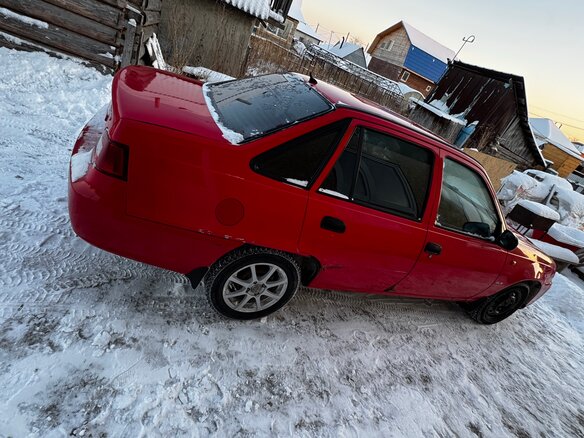 2008 Daewoo Nexia I Рестайлинг, красный, 120000 рублей - вид 3