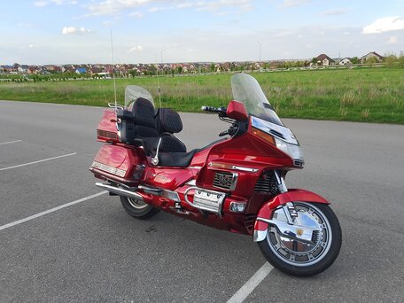 1995 Honda GL 1500 Gold Wing, красный, 630000 рублей, вид 4