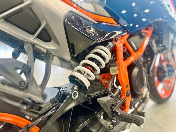 2026 KTM 390 Duke, синий, 699000 рублей - вид 21
