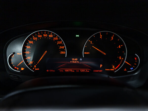 2019 BMW 5 серии 520d xDrive VII (G30/G31/G38), чёрный, 3389700 рублей - вид 12