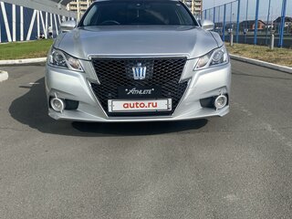 2013 Toyota Crown XIV (S210), серый, 2650000 рублей, вид 4