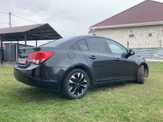 2010 Chevrolet Cruze I, чёрный, 590000 рублей, вид 4