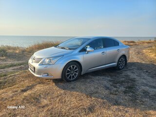 2010 Toyota Avensis III, серебристый, 970000 рублей, вид 1