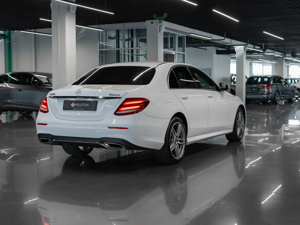 2019 Mercedes-Benz E-Класс 200 V (W213, S213, C238), белый, 2940000 рублей - вид 4
