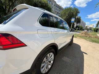 2017 Volkswagen Tiguan II, белый, 1950000 рублей, вид 5