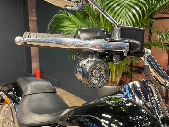 2025 Harley-Davidson Fat Boy, чёрный, 3850000 рублей - вид 12