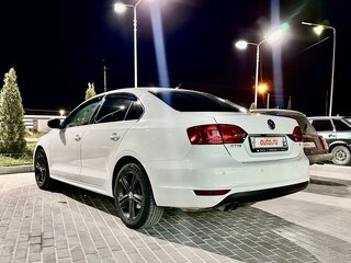2011 Volkswagen Jetta VI, белый, 780000 рублей, вид 5