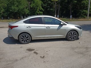 2020 Hyundai Solaris II Рестайлинг, серый, 1800000 рублей, вид 3