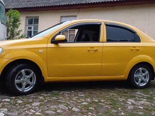 2006 Chevrolet Aveo I, жёлтый, 380000 рублей, вид 3