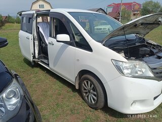 2012 Nissan Serena III (C25), белый, 1100000 рублей, вид 1
