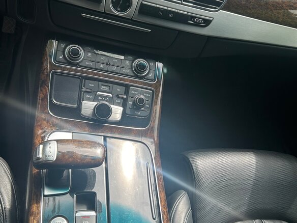 2010 Audi A8 III (D4), чёрный, 1350000 рублей - вид 13