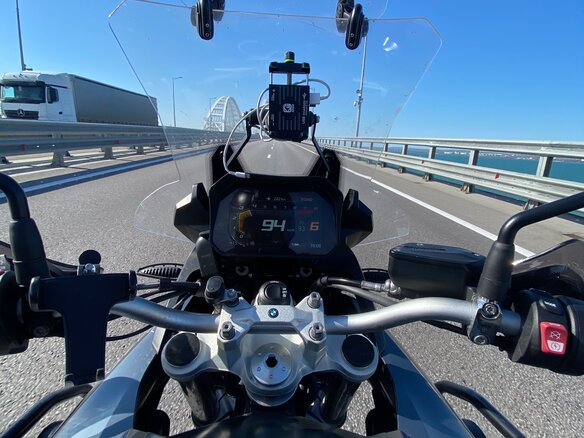 2018 BMW F 750 GS, чёрный, 779000 рублей - вид 2