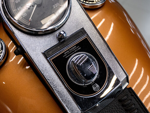 2008 Harley-Davidson Fat Boy, золотистый, 1300000 рублей - вид 17