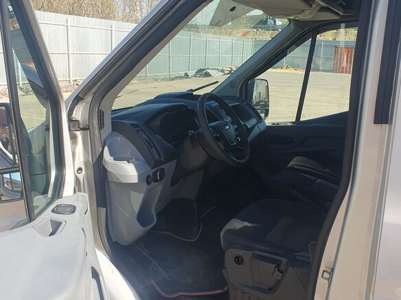 2016 Ford Transit, серебристый, 1750000 рублей - вид 8
